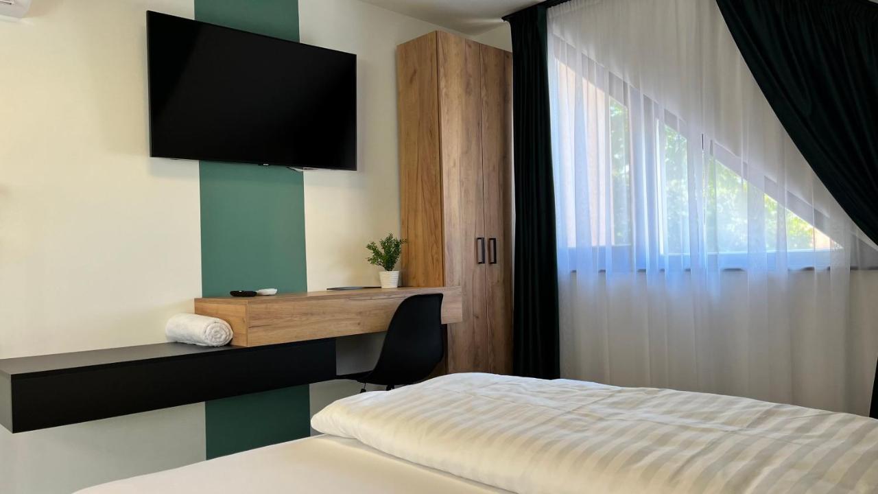 سيغيد Rezidex Apartmanhaz المظهر الخارجي الصورة